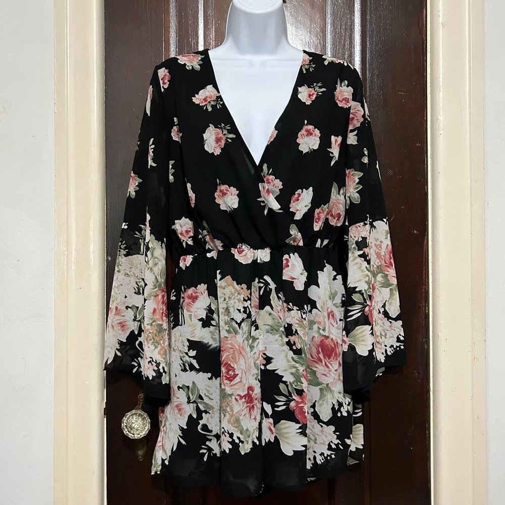 Women Floral Print Deep V-Neck Romper Playsuit Jumpsuit Size S